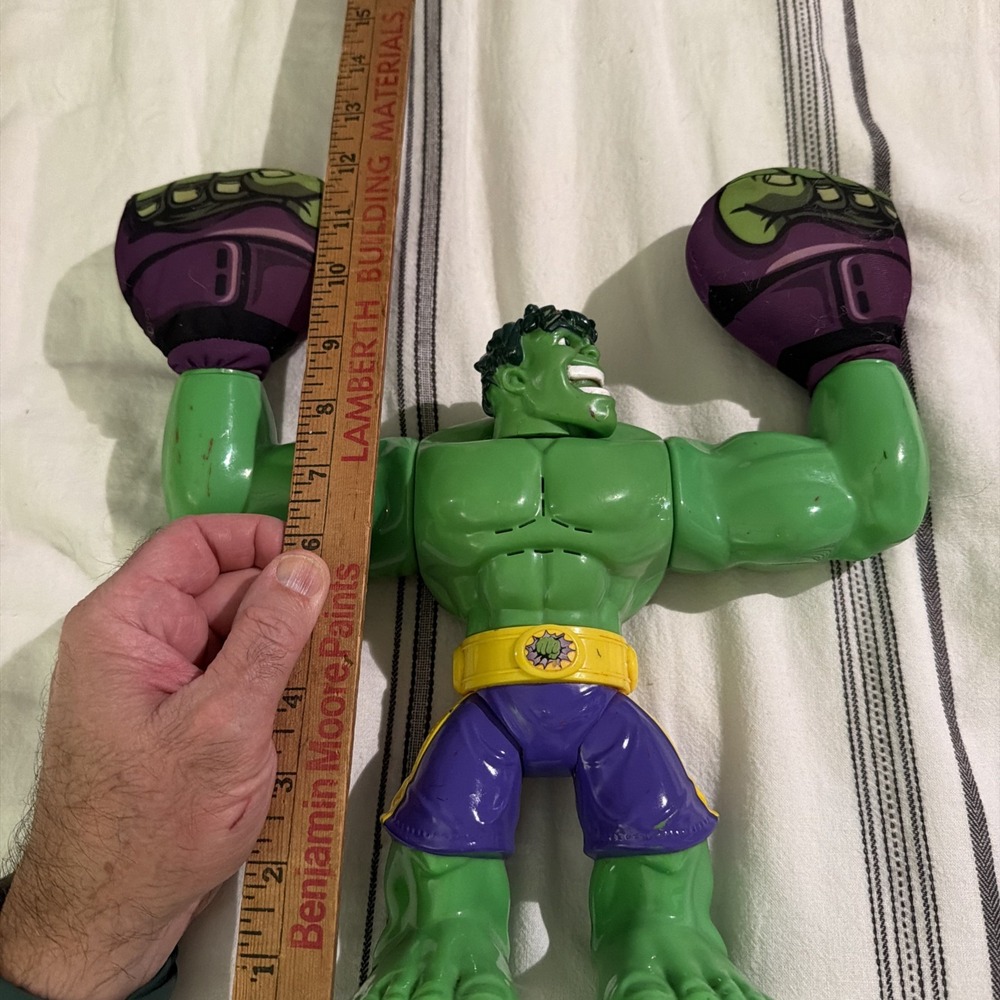 Hulk Action Figure, 2013 Hasbro Talking Kapow Version Sounds Work